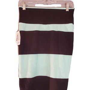 NWT LulaRoe Cassie Skirt Size Small